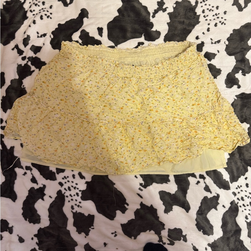 Forever 21 Light Yellow Floral Mini Skirt